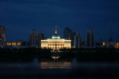 Казахстан введет QR-коды для иностранцев - snob.ru - Казахстан