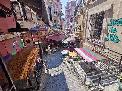 Французская улица. Опять нашла неожиданное место в Стамбуле - hamster-travel.ru