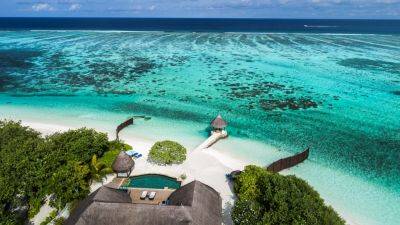 Откройте для себя мир серфинга: обзор Four Seasons Resort Maldives at Kuda Huraa - piligrimos.com - Мальдивы