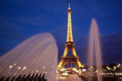 Эйфелева башня станет золотой - triphearts.com - Франция - Россия - Париж