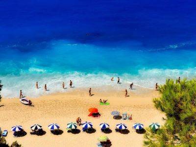 Песчаные пляжи по-гречески: лучшие места для отдыха - domire.ru - Греция