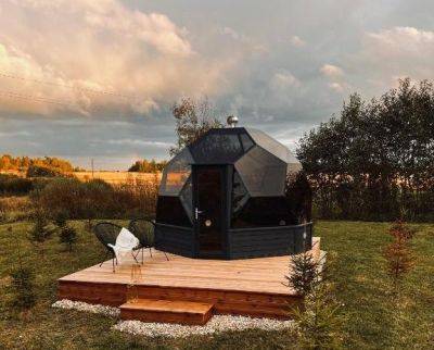 Приключение под звездным небом: в Эстонии появился купольный микродом для бесконечного любования природой - gloss.ee - Эстония