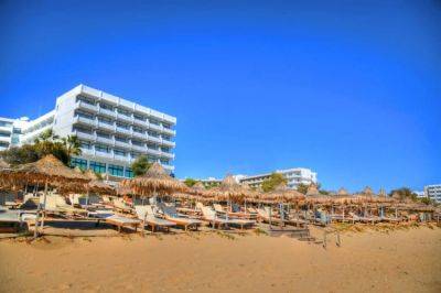 Лучшие бюджетные отели Кипра 2024 (Обзор отелей, рейтинг) - tripzaza.com - Кипр